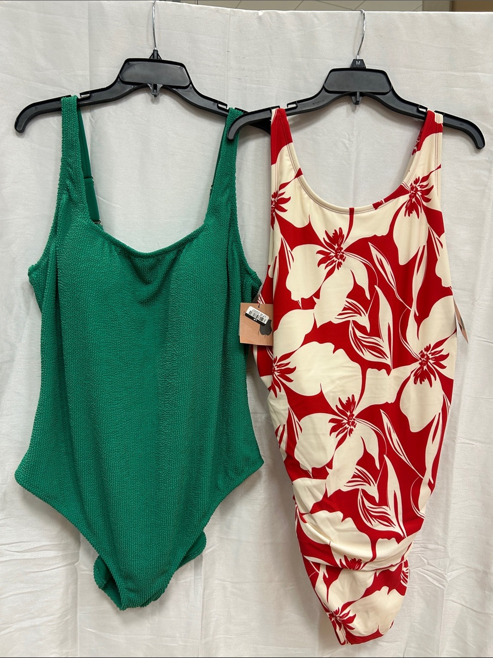 Shade & Shore Swimsuit Special Bundle Size: 22 ! ☀️